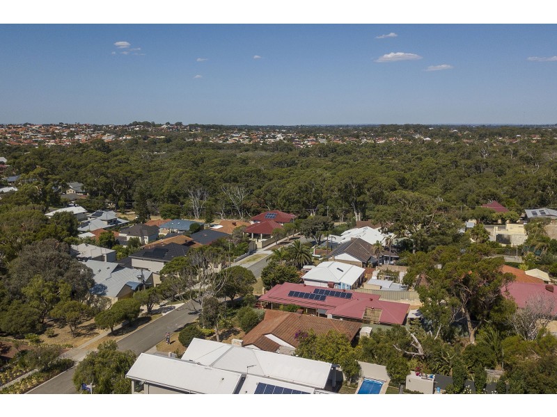 48 Margaret Street, Watermans Bay WA 6020