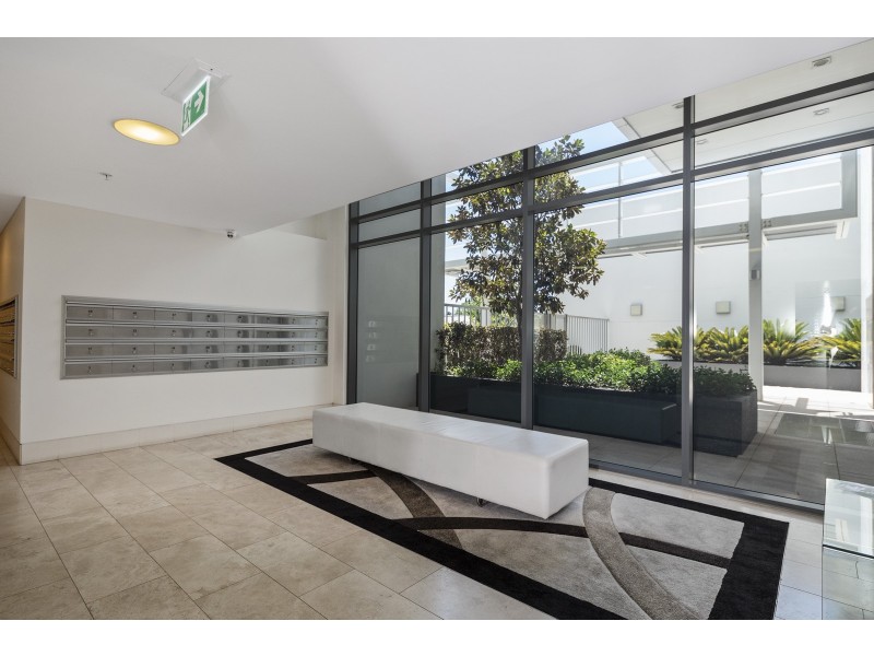 1/1 Barracks Lane, Mandurah WA 6210