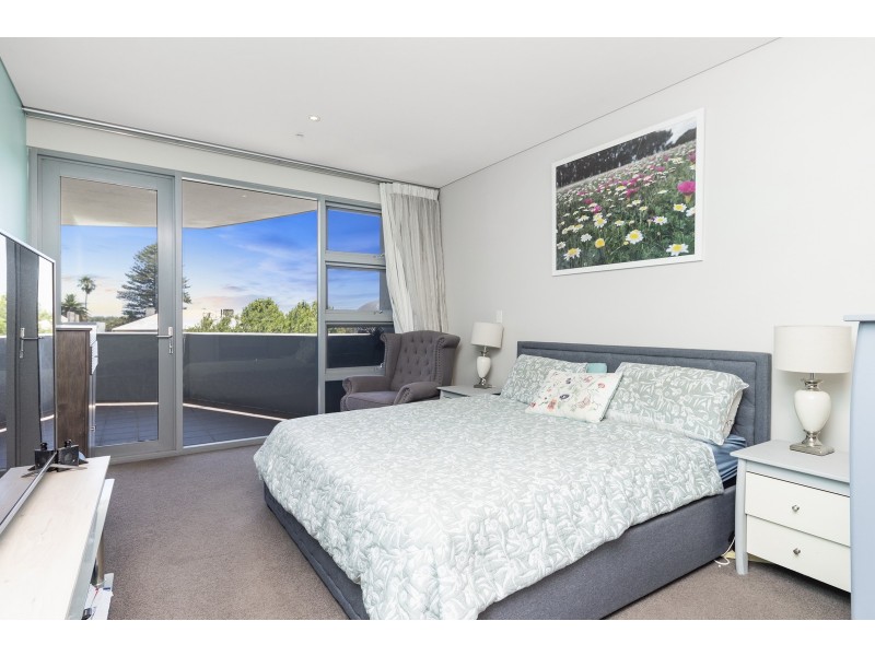 1/1 Barracks Lane, Mandurah WA 6210
