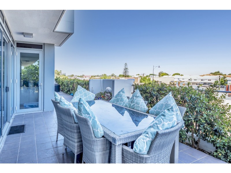1/1 Barracks Lane, Mandurah WA 6210