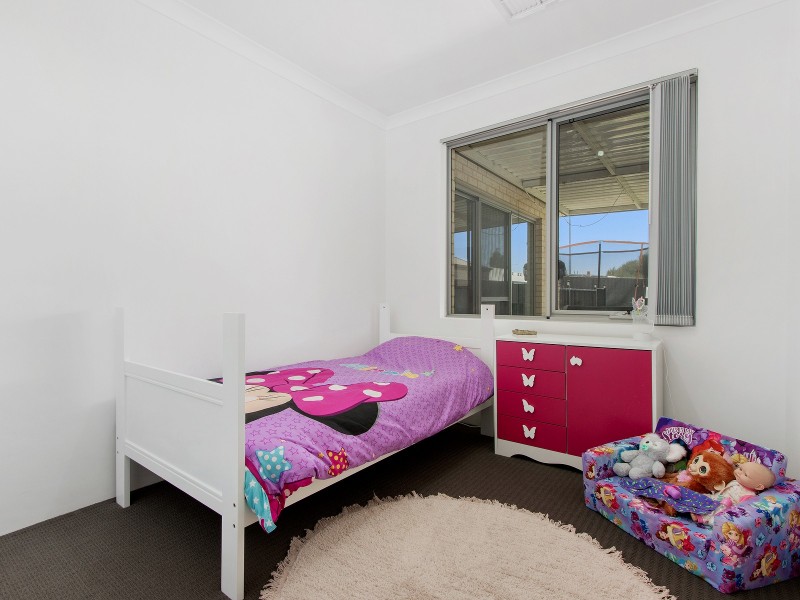 87 Bellas Circuit, Piara Waters WA 6112