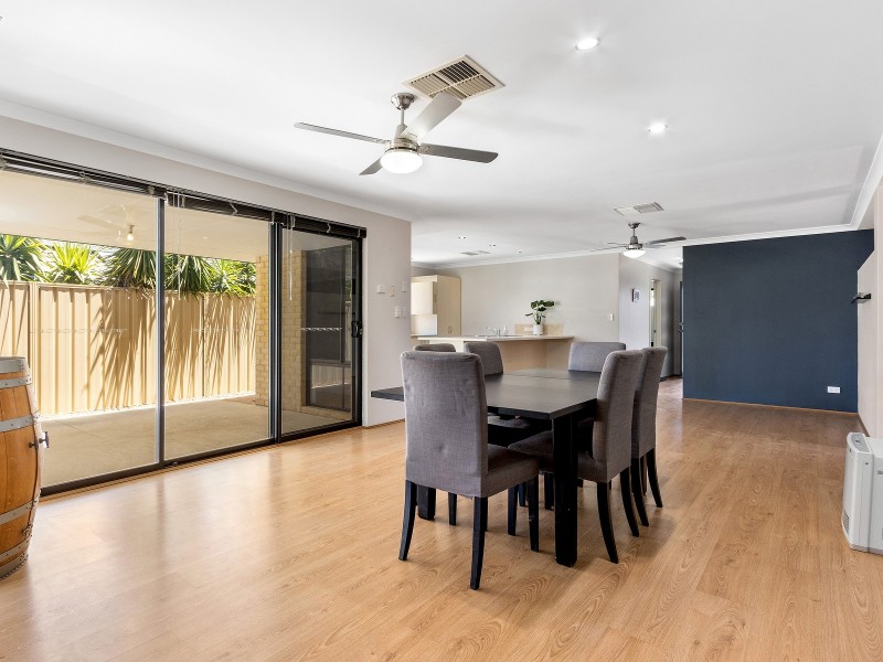 6 Dewsbury Drive, Bertram WA 6167