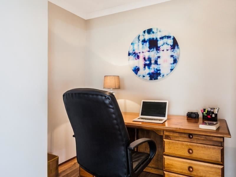 5 Westmoreland Circle, Bertram WA 6167