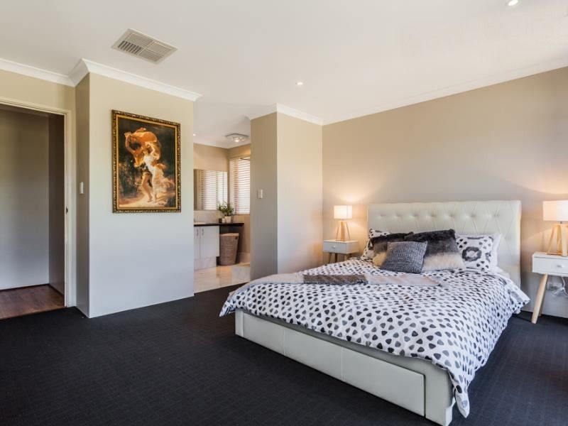 5 Westmoreland Circle, Bertram WA 6167