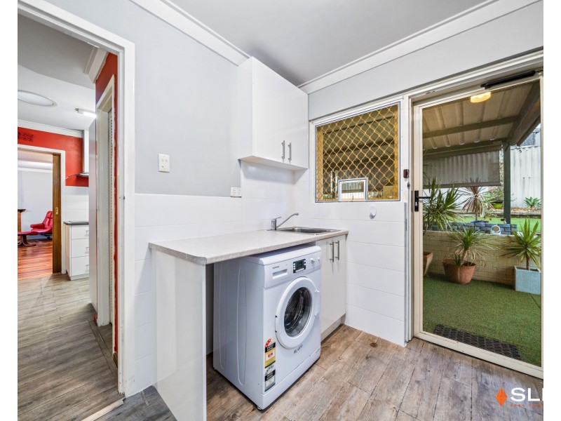 5 Hennessy Avenue, Orelia WA 6167