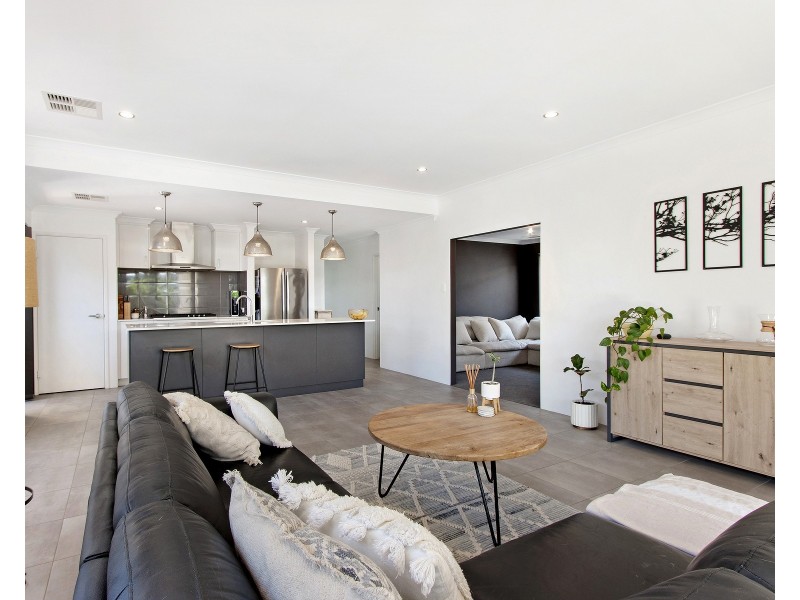 13 Bylong Street, Wellard WA 6170