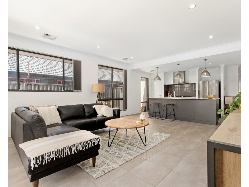 13 Bylong Street, Wellard WA 6170