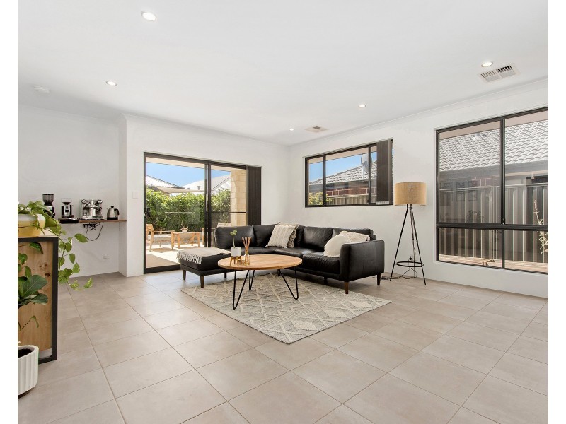 13 Bylong Street, Wellard WA 6170