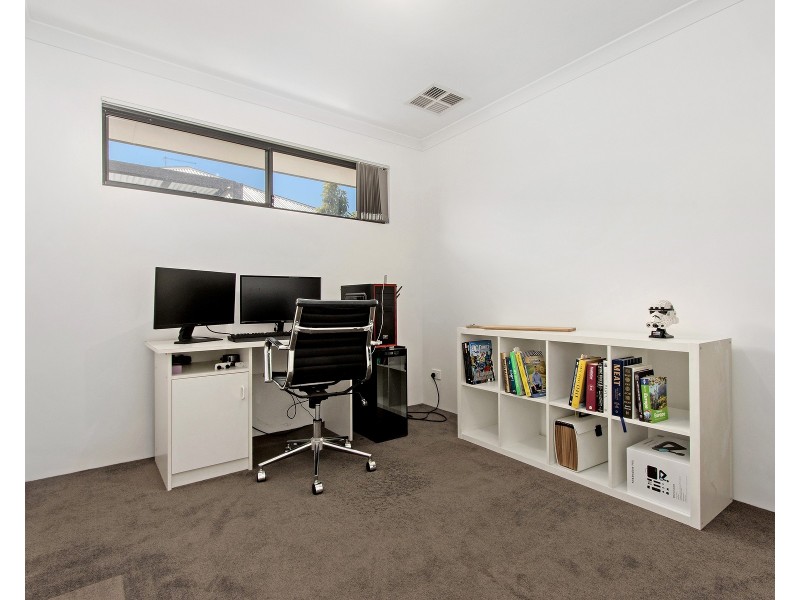 13 Bylong Street, Wellard WA 6170