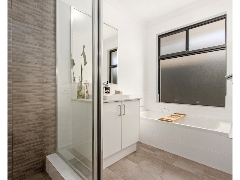 13 Bylong Street, Wellard WA 6170