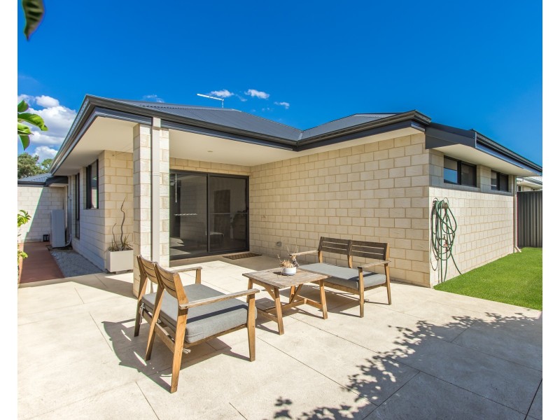 13 Bylong Street, Wellard WA 6170