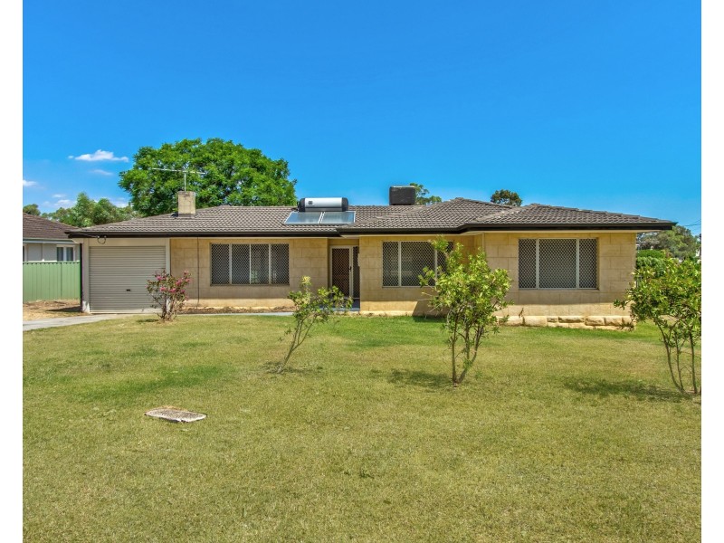 1 Nye Way, Orelia WA 6167