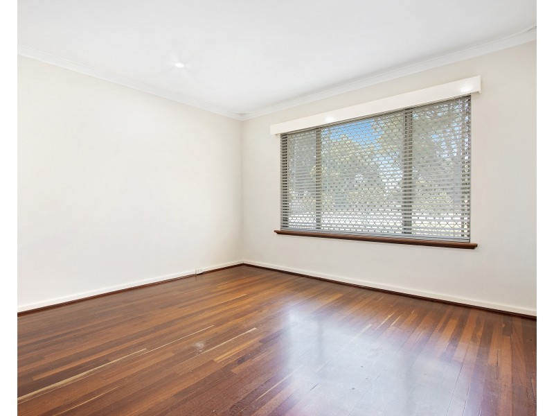 1 Nye Way, Orelia WA 6167