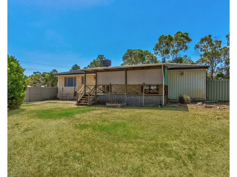 1 Nye Way, Orelia WA 6167