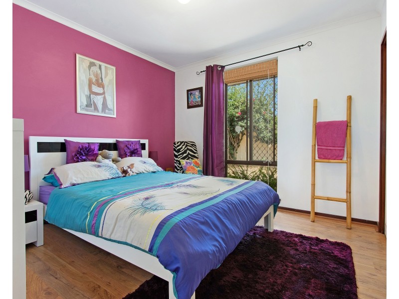 75 Sicklemore Road, Parmelia WA 6167