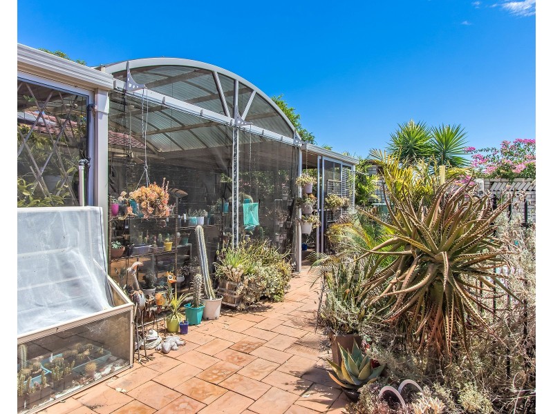 75 Sicklemore Road, Parmelia WA 6167