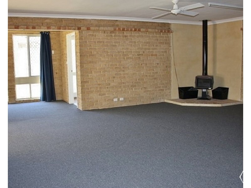 65 Williambury Drive, Yangebup WA 6164