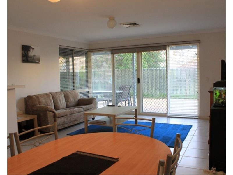 17 Ellen Brook Drive, The Vines WA 6069