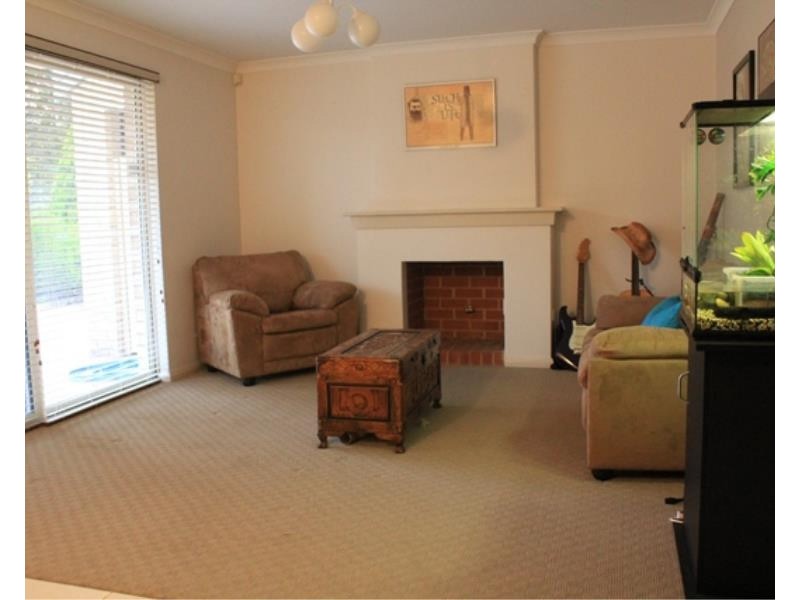17 Ellen Brook Drive, The Vines WA 6069