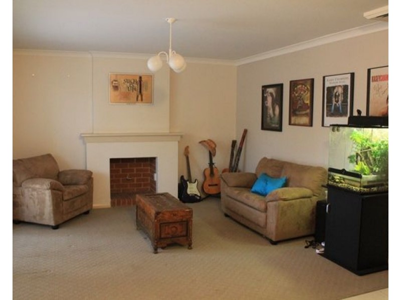 17 Ellen Brook Drive, The Vines WA 6069