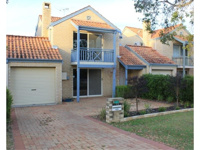 17 Ellen Brook Drive, The Vines WA 6069
