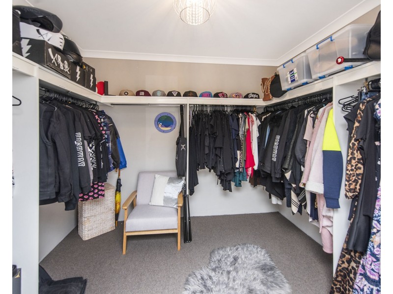 31 Carmen Circuit, The Vines WA 6069