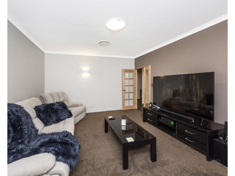 31 Carmen Circuit, The Vines WA 6069