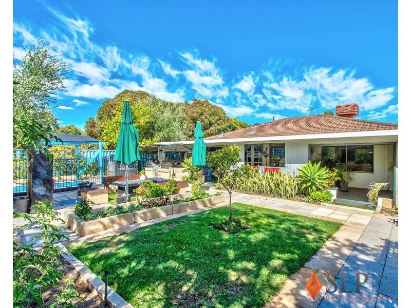 2 Nautilus Close, Port Kennedy WA 6172