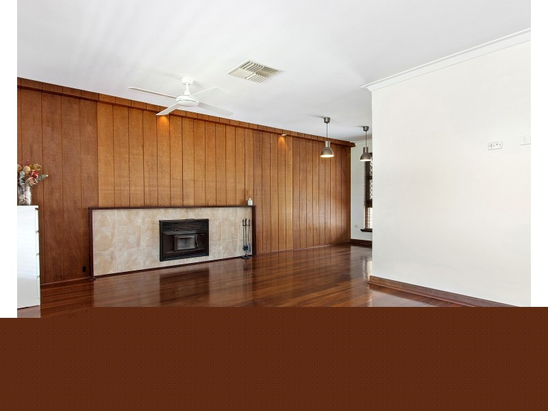 2 Cockman Way, Orelia WA 6167