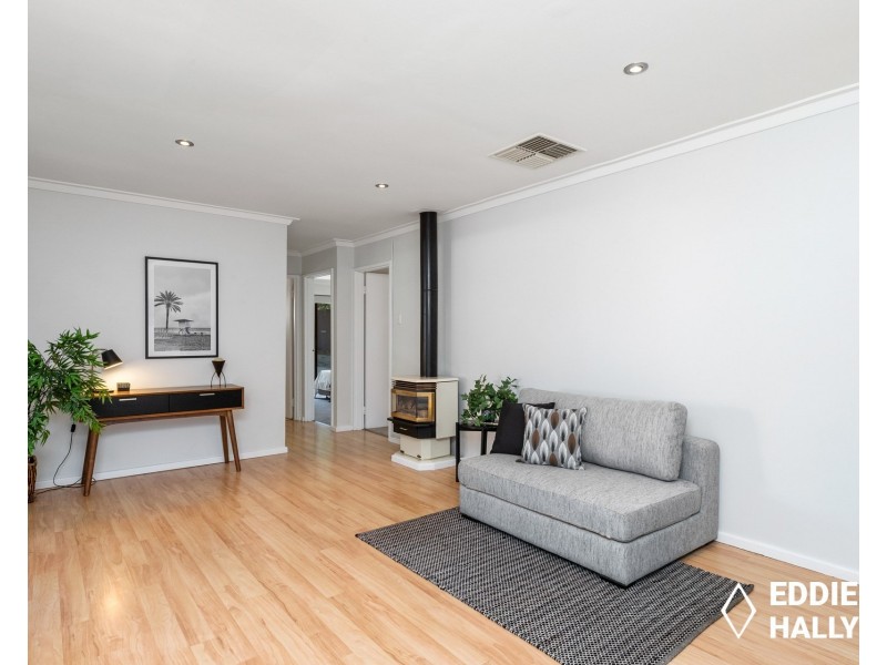 61 Sandpiper Loop, Yangebup WA 6164
