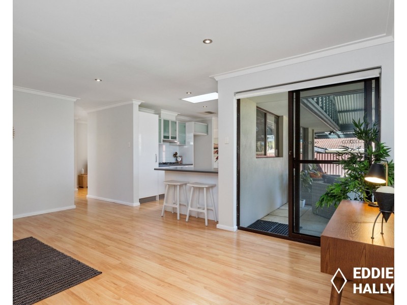 61 Sandpiper Loop, Yangebup WA 6164
