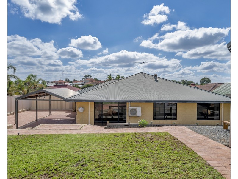 27 Silvertop Avenue, Halls Head WA 6210