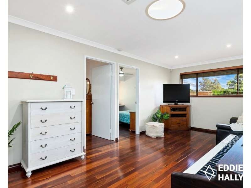 15 Iris Place, Yangebup WA 6164