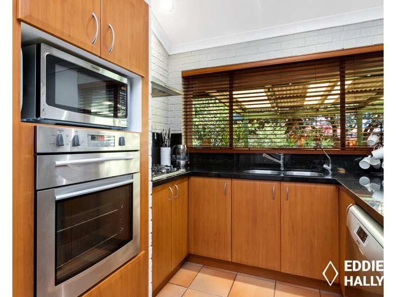 15 Iris Place, Yangebup WA 6164