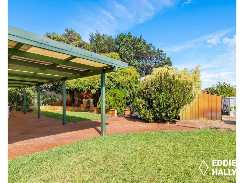 15 Iris Place, Yangebup WA 6164