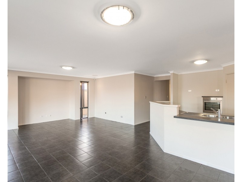 16 Charlton Way, Bertram WA 6167