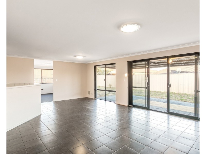 16 Charlton Way, Bertram WA 6167