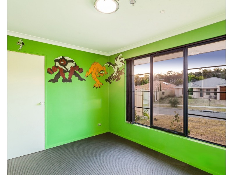 16 Charlton Way, Bertram WA 6167