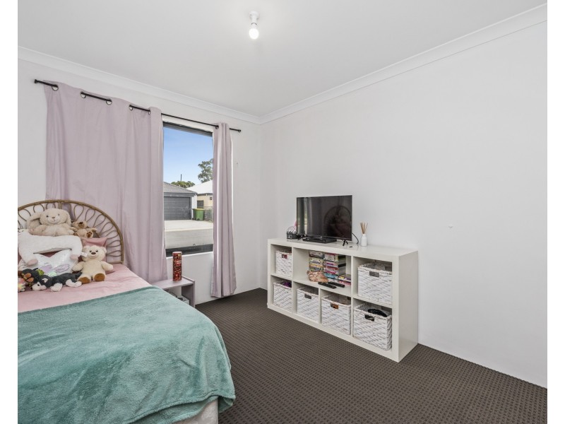 20 Blanche Crescent, Lakelands WA 6180