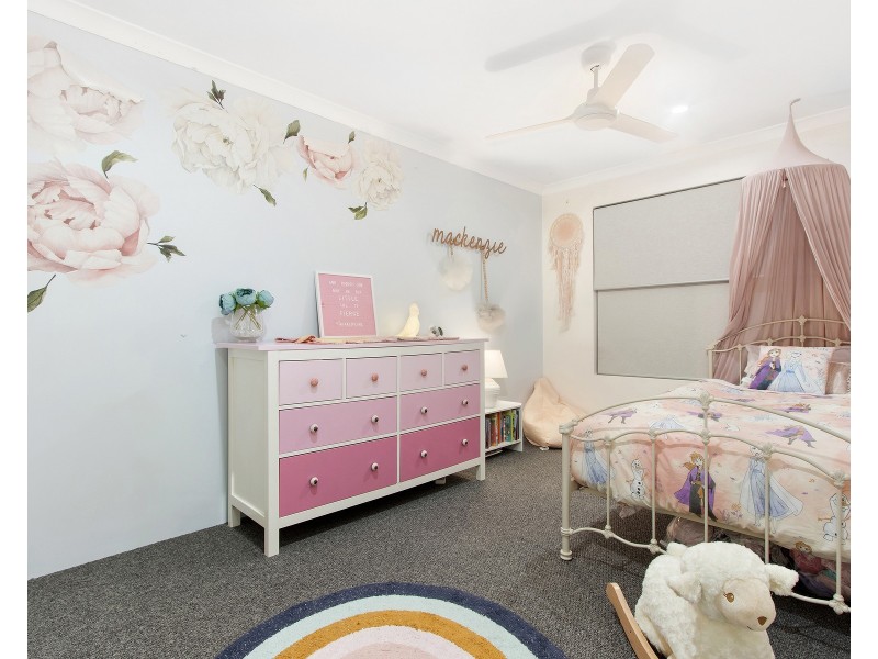 9 Karakin Place, Bertram WA 6167