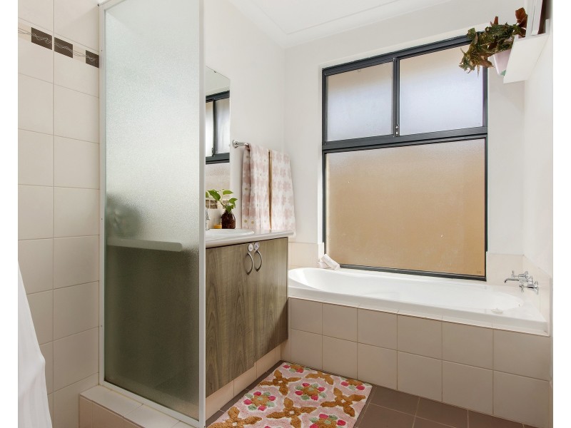 9 Karakin Place, Bertram WA 6167