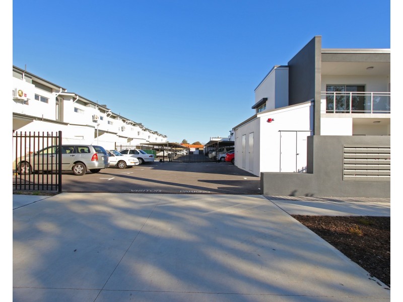18/114 Great Northern Highway, Midland WA 6056