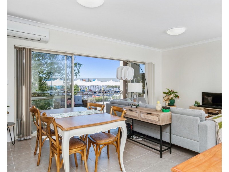 13/65 The Parkway, Ellenbrook WA 6069