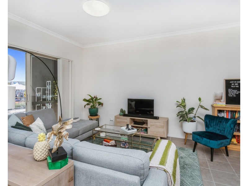 13/65 The Parkway, Ellenbrook WA 6069