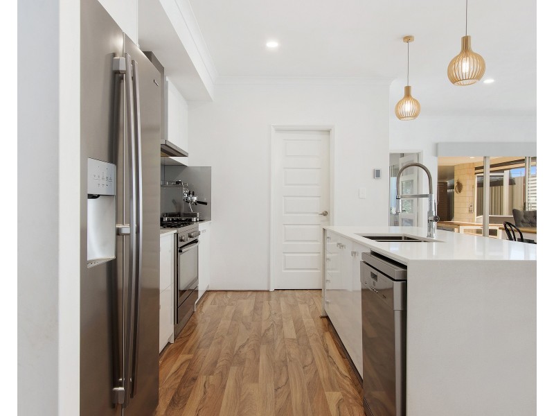 78 Bellingham Parade, Wellard WA 6170
