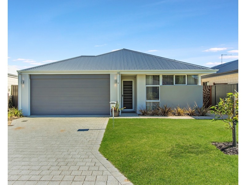 11 Bylong Street, Wellard WA 6170
