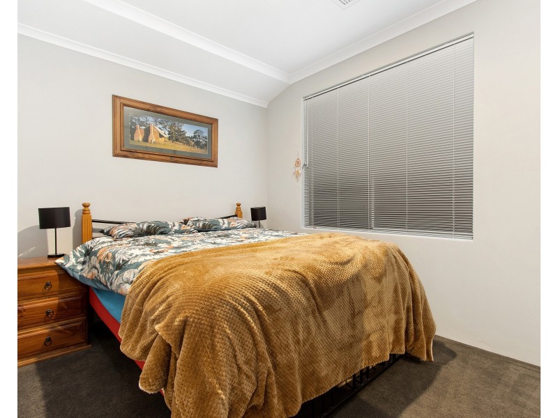 11 Bylong Street, Wellard WA 6170