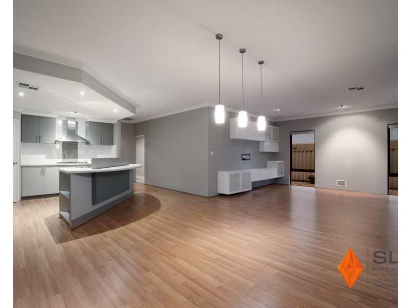 30 Waxflower Bend, Huntingdale WA 6110