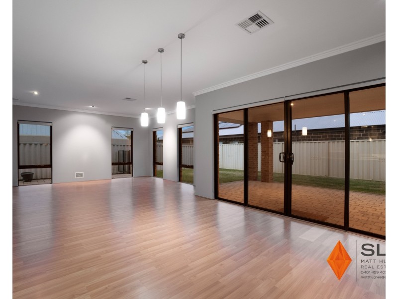 30 Waxflower Bend, Huntingdale WA 6110