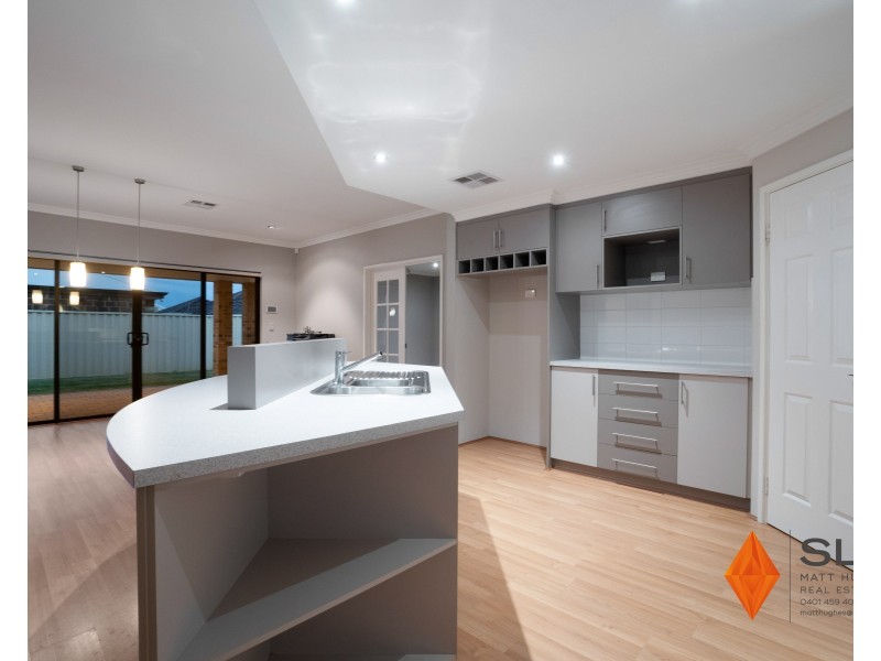 30 Waxflower Bend, Huntingdale WA 6110